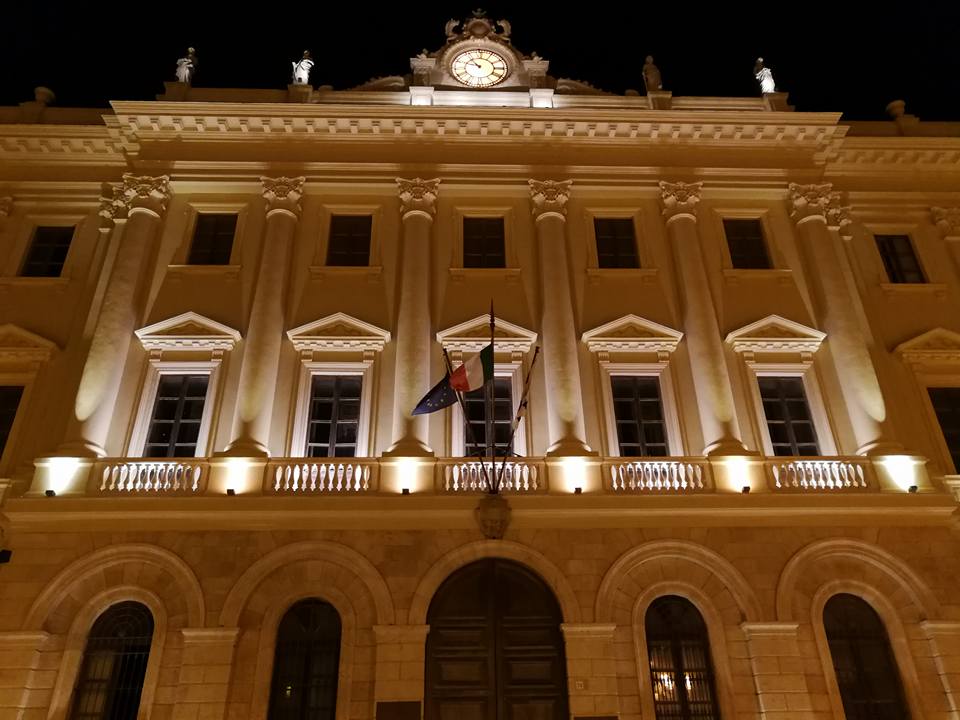 Sassari - Palazzo provincia - vista notturna