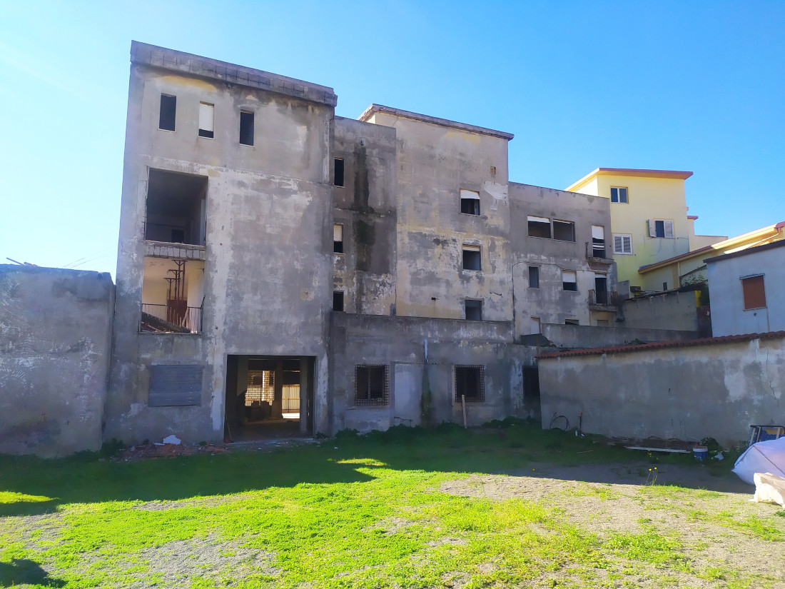 palazzina portoscuso vista precedente alla demolizione