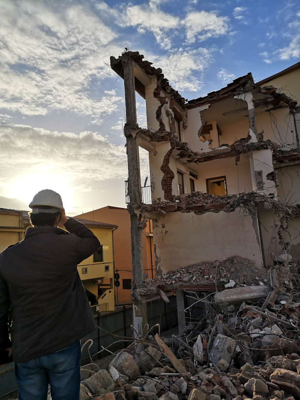 palazzina portoscuso vista demolizione